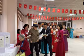 Khí thế phấn khởi và tinh thần, trách nhiệm trên từng lá phiếu cử tri 