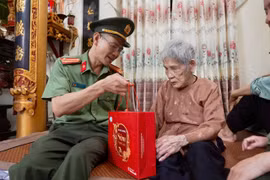 Tri ân những người đã cống hiến vì Tổ quốc
