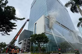 Tòa nhà tổ hợp nghiên cứu và phát triển Samsung Hà Nội diễn tập phương án chữa cháy và cứu nạn