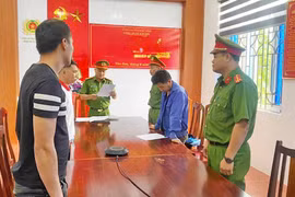 Bắt tạm giam đối tượng khai thác rừng trái phép
