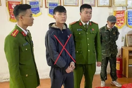 Bắt giam đối tượng có hành vi cố ý gây thương tích và sử dụng trái phép vũ khí quân dụng