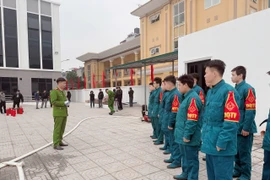Cán bộ, công chức và lực lượng dân quân tự vệ nâng cao kỹ năng phòng ngừa hỏa hoạn