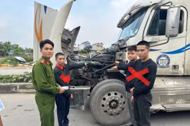 Bắt giữ đối tượng trộm cắp hộp đen xe Container