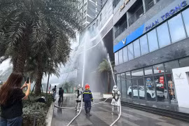 Kiểm tra khả năng ứng phó sự cố hỏa hoạn qua diễn tập chữa cháy, cứu nạn tại tòa nhà The Matrix One