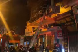 Kịp thời hướng dẫn một người thoát nạn trong vụ cháy 