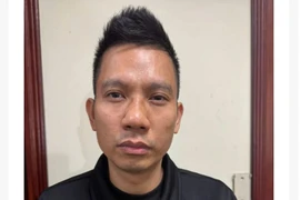 Bắt quả tang 2 nam thanh niên bán dâm tại khách sạn