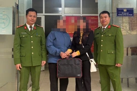 Người dân cảm ơn tinh thần trách nhiệm của Công an phường Thanh Liệt