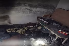 Lực lượng phòng cháy cơ sở nhanh trí xử lý hỏa hoạn tại căn hộ tầng 13 chung cư HH1C Linh Đàm