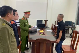 Khởi tố đối tượng gây ô nhiễm môi trường