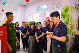 Trang bị kỹ năng sử dụng thiết bị phòng cháy, chữa cháy trong học đường