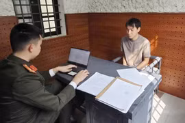 Bắt đối tượng sử dụng thông tin của người khác mở tài khoản để lừa đảo qua mạng