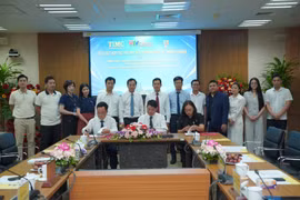 Dàn sao "bổ bộ" chương trình bồi dưỡng nghiệp vụ Livestream