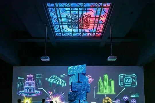 Ra mắt không gian triển lãm số “Hà Nội rạng rỡ - Ánh sáng và di sản” 