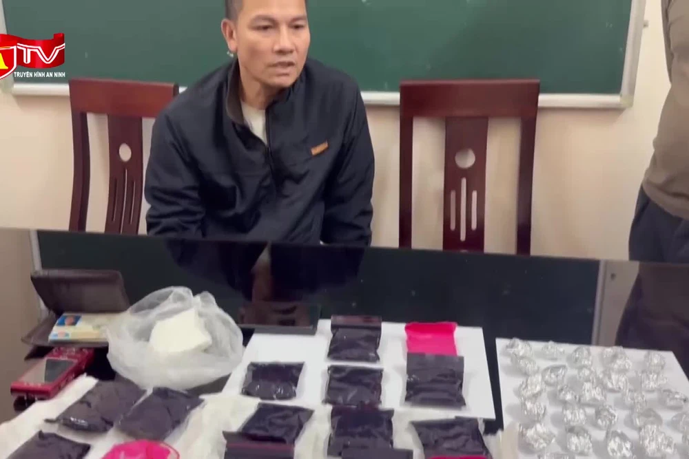 Đánh trúng các “điểm nóng”, thu giữ hơn 3.000 viên hồng phiến