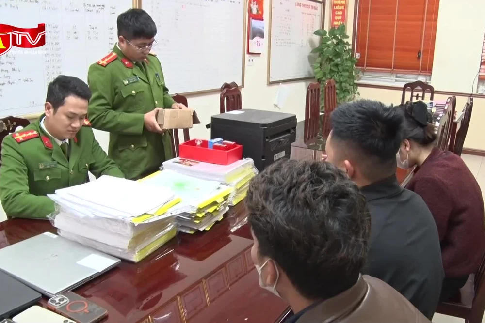 Thủ đoạn tinh vi của nhóm đối tượng sử dụng con dấu giả để tuyển dụng lao động tại khu công nghiệp