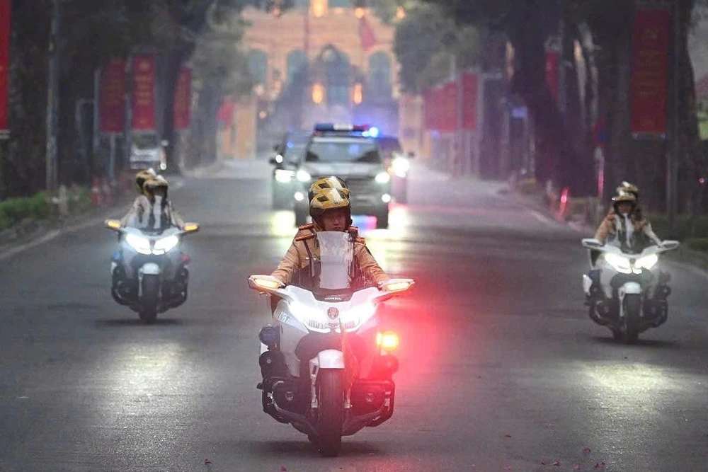 Giữ vững “mạch giao thông” trong những ngày hội lớn của đất nước