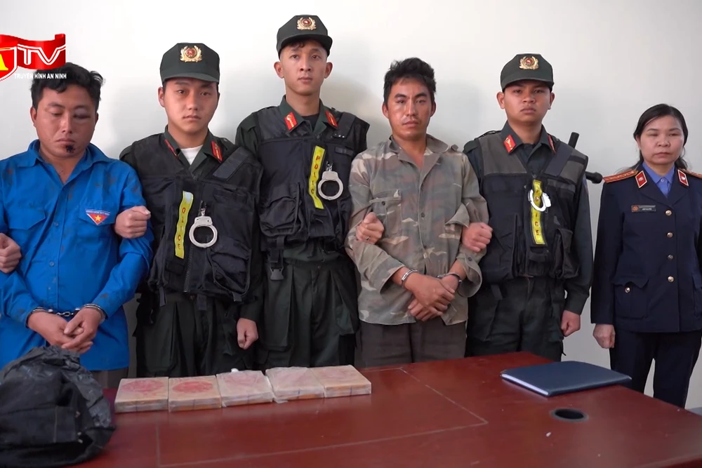 Phá chuyên án lớn, thu giữ 5 bánh heroin trong ngày đầu xuân