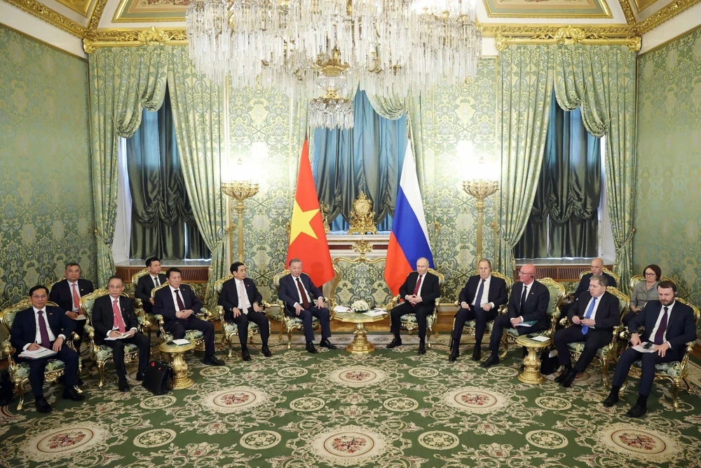 Nhìn lại một năm đối ngoại thành công: Tự hào vị thế Việt Nam