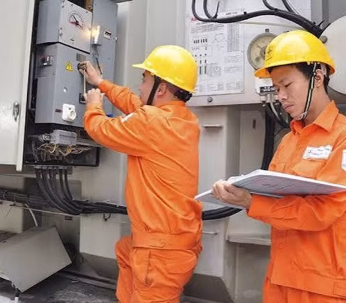 Tin Podcast ngày 8/7/2026: Chưa áp dụng giá điện theo giờ cao điểm với hộ gia đình