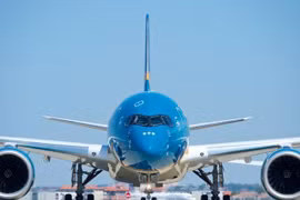 Siêu máy bay A350 gặp sự cố tụt áp suất, 1 tiếp viên bị thương