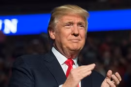 Ông Donald Trump họp báo chính thức vào ngày 11-1