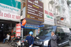 Hà Nội xử phạt 23 trường hợp xe dù trong 1 ngày