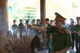 Tri ân những người đã ngã xuống vì độc lập, tự do của Tổ quốc