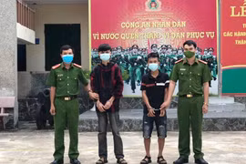 Thiếu tiền tiêu, hai thanh niên vác kiếm đe dọa shipper để cướp tài sản