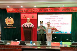 Công bố quyết định điều động tân Chánh thanh tra Công an Hà Nội