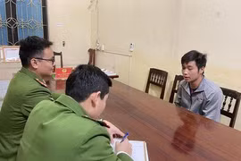 Bắt đối tượng vận chuyển gần 1.400 viên ma túy tổng hợp đi tiêu thụ