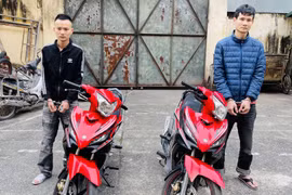 Dùng súng bắn vào nhà đối thủ để trả thù