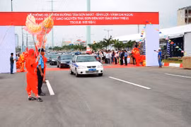 Thông xe tuyến đường hiện đại và đẹp nhất TP.HCM 