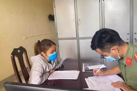 Triệu tập người phụ nữ đăng tin sai về việc có bắt cóc trẻ em