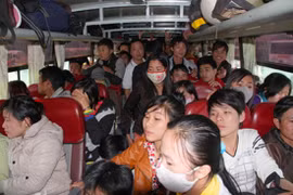 Nhận 400 cuộc gọi một ngày phản ánh bị “chặt chém” vé xe khách