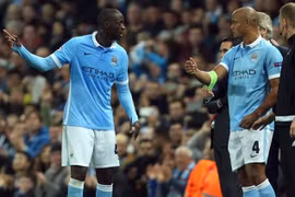 Tại sao Pellegrini từ chối trao băng đội trưởng cho Kompany?