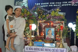 Vụ sản phụ và thai nhi chêt tại BV: Tử vong do thuyên tắc ối? 