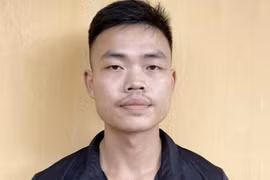 Bắt đối tượng dùng vũ khí 'nóng' đe dọa hàng xóm