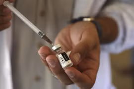 WHO: Không cần thiết phải tiêm liều vaccine Covid-19 thứ ba, nước thừa vaccine hãy chia sẻ cho nơi thiếu 