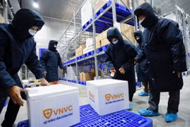 Khẩn trương, chắc chắn, bảo đảm an toàn cho người dân khi tiêm vaccine Covid-19 
