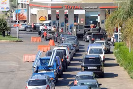 Lebanon: Không xăng, không điện và nhiều trường học phải đóng cửa