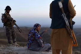 Hành trình trốn chạy nghẹt thở của một nữ thủ lĩnh chống Taliban 