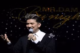 Đàm Vĩnh Hưng cùng dàn sao trẻ góp mặt trong liveshow hoành tráng