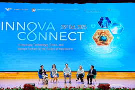 InnovaConnect, InnovaTalk - Cầu nối xóa nhòa biên giới khoa học Việt Nam và thế giới
