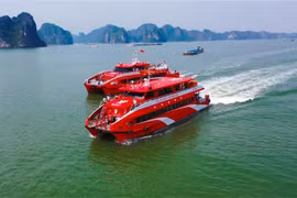 Khai trương tuyến tàu cao tốc từ Cảng tàu khách quốc tế Hạ Long đi Cô Tô