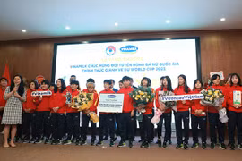 Vinamilk trao thưởng và chúc mừng thành tích đội tuyển bóng đá nữ quốc gia
