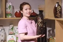 Đánh trúng tâm lý ‘ham của rẻ’, Ngân ‘gốm’ chiếm đoạt hàng trăm triệu đồng