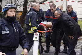 Đồng loạt lên án vụ xả súng khủng bố đẫm máu ở Paris