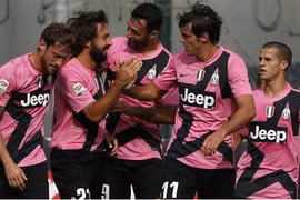 Juventus nhọc nhằn giữ ngôi đầu