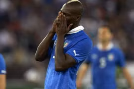"Vi rút" chấn thương lan sang ĐT Italia