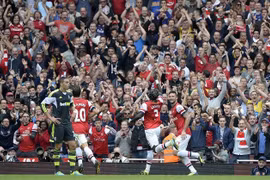 Arsenal: Vị trí tăng, lợi nhuận giảm